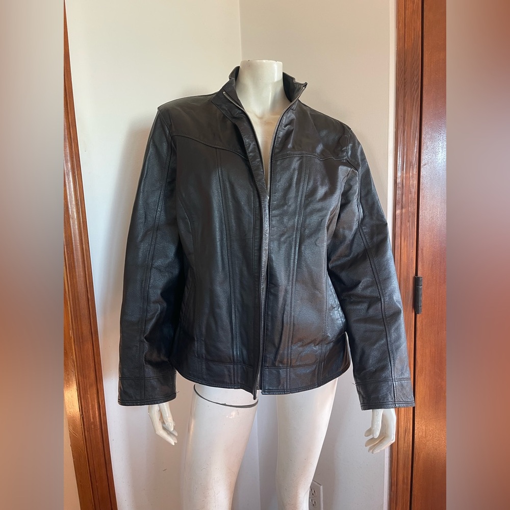 Women's Black Leather Zip-Up Jacket